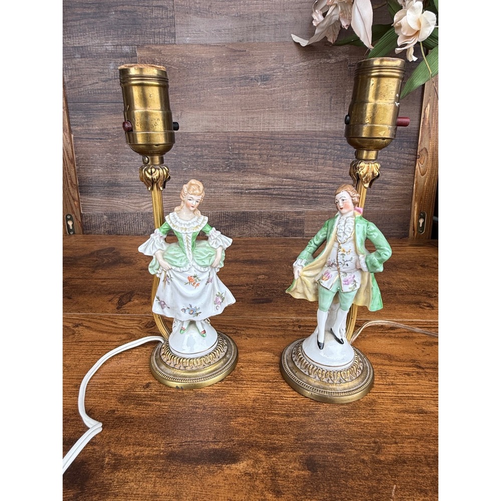 Vintage Hollywood Regency Porcelain Courtier Boudoir Lamps Set Made in Italy